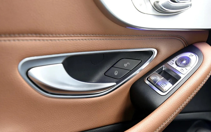 Mercedes-Benz Klasa C cena 135298 przebieg: 43433, rok produkcji 2020 z Ruda Śląska małe 781